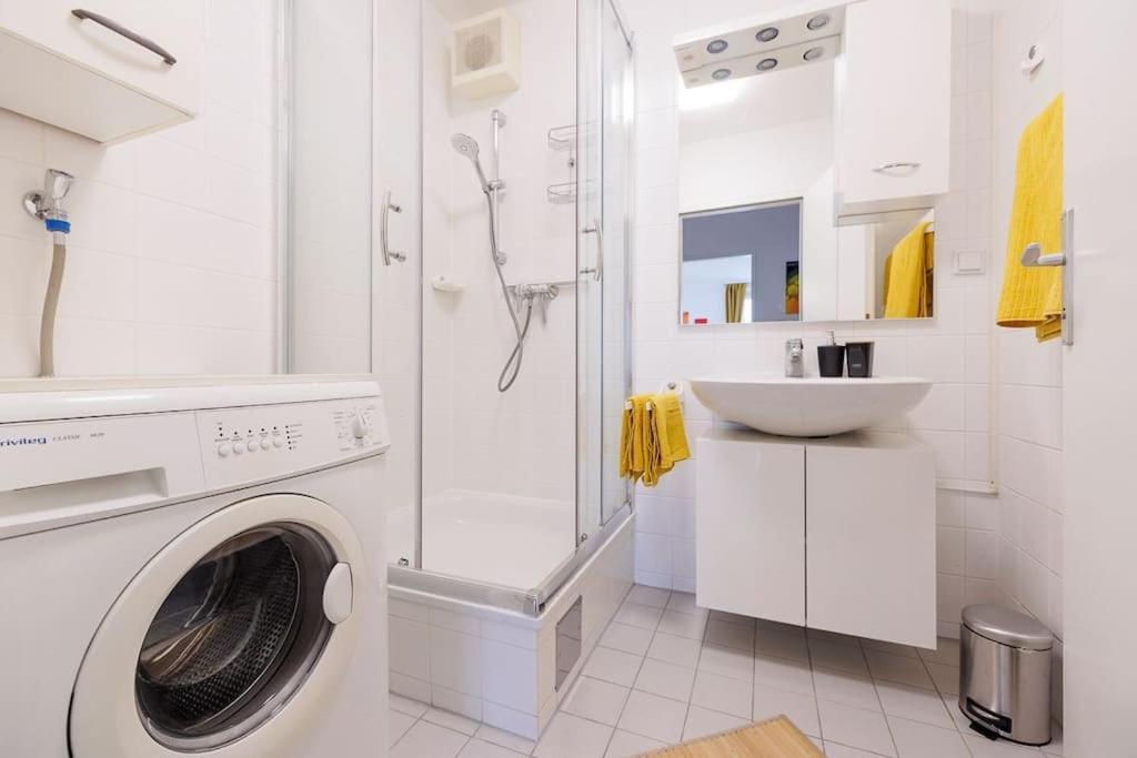 New! Cozy & Lovely Home In The 3Rd District Viena Exterior foto